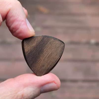 Immagine Tri-Tip Wood Guitar Picks 2026 - Set of 5 - 4
