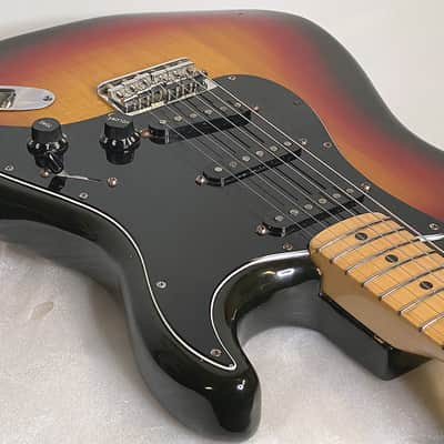 Fender Stratocaster Hardtail 1978 3-tone sunburst image 6