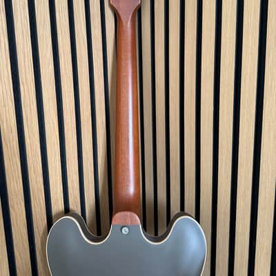 Gibson Tom DeLonge Signature ES-333 | Satin Brown with Stripe image 10