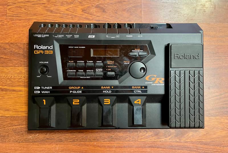 Roland GR-33