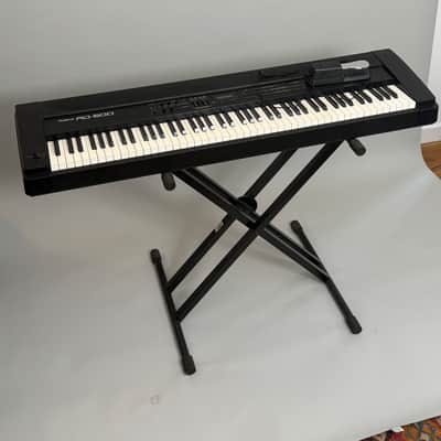 Roland RD-600 88-Key Digital Stage Piano 1997 - 2002 - Black image 2