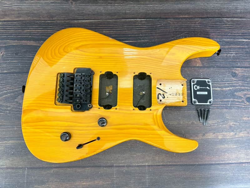 Charvel SDK-085-HH
