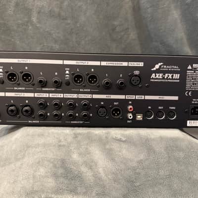 Fractal Audio Axe-FX III with FC12 Controller- Black image 3