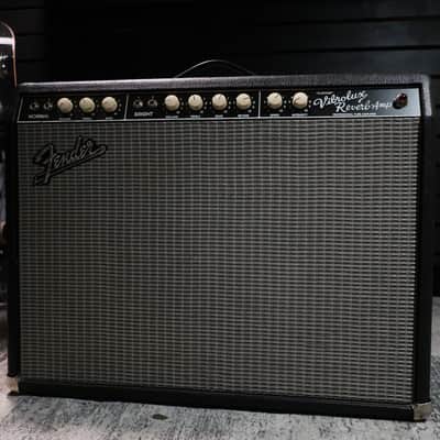 Fender "Custom" Vibrolux Reverb 40-Watt 2x10" Guitar Combo - Used image 1