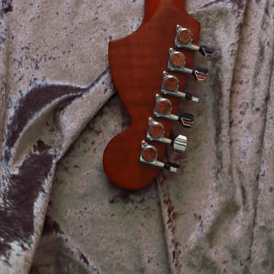 GB Liuteria Traditional Strato orange maple and green resin image 14