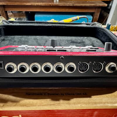 Nord Drum 2 6-Channel Modeling Percussion Synthesizer with Pad Controller 2014 - 2016 - Red with Black Pads image 8