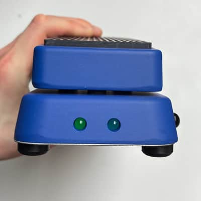 Dunlop AT95 Akira Takasaki Signature Cry Baby Fuzz Wah 2023 - Present - Blue image 6