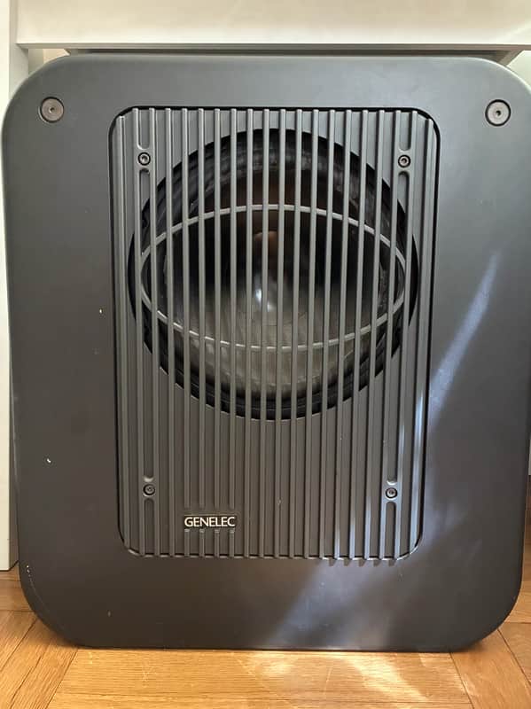 Genelec 7260A SAM 10" Powered Studio Subwoofer 2006 - 2016 - Black image 1