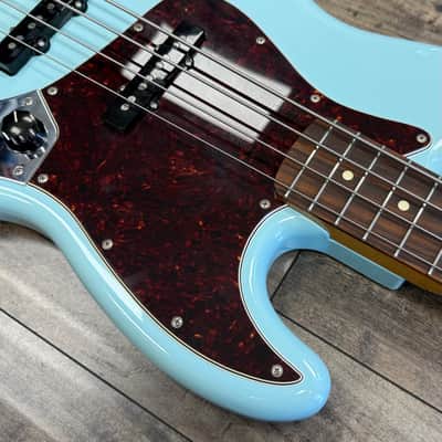 Fender Vintera '60s Jazz Bass with Pau Ferro Fretboard 2019 - Daphne Blue image 3
