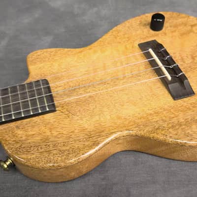 Pono TE Solid Acacia Electric Tenor Solid Body Ukulele with Hard Case image 15