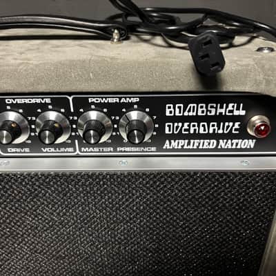 Amplified Nation Bombshell Overdrive Combo 2026 - Silver Suede image 2