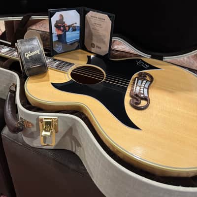 Gibson Tom Petty Signature SJ-200 Wildflower 2021 - Present - Antique Natural #20/100 image 3