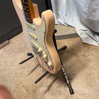 Fender Strat 60’s style partscaster - Shell pink image 11