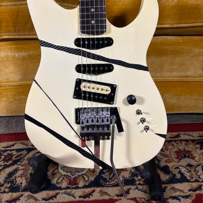 Kramer Focus 6000 1986 - White image 4