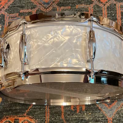 Gretsch USA Broadkaster 5x14 Snare Drum - 60s White Marine image 12