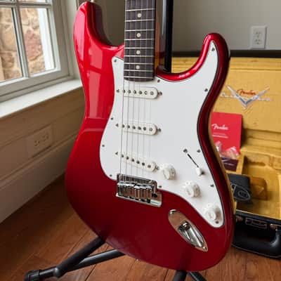 2025 Fender Custom Shop Stratocaster Custom Deluxe W25 Limited NOS - Candy Apple Red image 2
