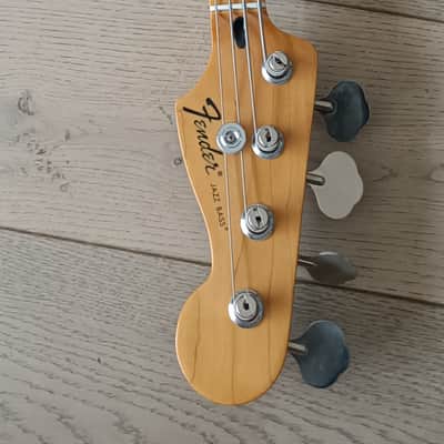 Fender Jazz Bass, Custom 60s pickups, Gotoh tuners, MIM2012 - White, Tiger Pickguard image 14