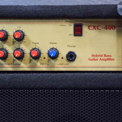 Eden CXC-400 CXC Solo Series 400-Watt 4x10