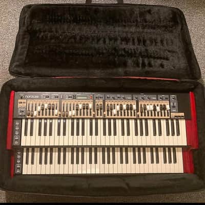 Nord C2D Dual 61-Key Manual Combo Organ 2012 - 2019 - Black with Wood Sides