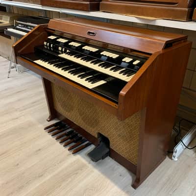 Hammond M 162 imagen 1