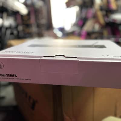 Audio-Technica 3000 Series UHF Wireless System - Black image 2