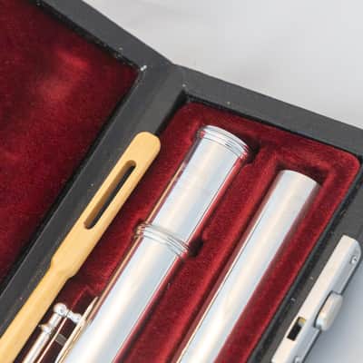 Yamaha YFL-581H (now 687H) Professional Flute All Silver Open-hole *Made in Japan *Cleaned & Serviced image 5