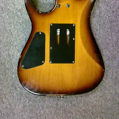 Schecter Banshee FR-P Floyd Rose Electric Guitar - Vintage Sunburst image 4
