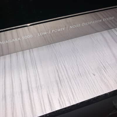 AudioQuest Niagara 5000 Power Conditioner image 9
