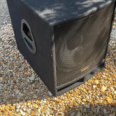 Sub Zero Passive 15” Sub C15S 2026 - Black carpet image 2