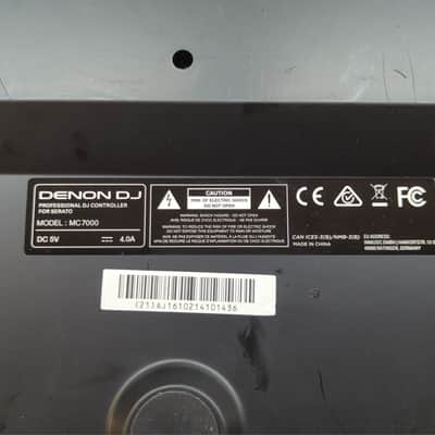 Denon MC7000 4-Channel DJ Controller 2010s - Black image 3