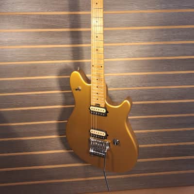 Peavey Wolfgang Special 1998 - Gold with hard case and professional set up. image 7
