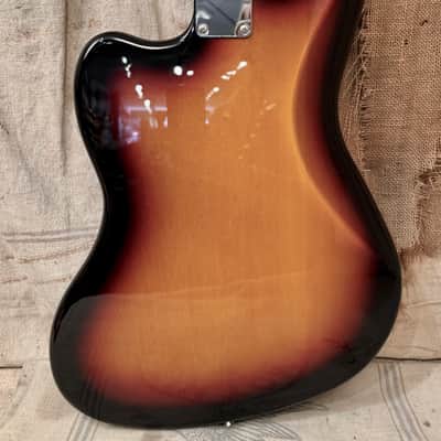 Fender MIJ Traditional 60s Jazzmaster 2023 - Sunburst image 6