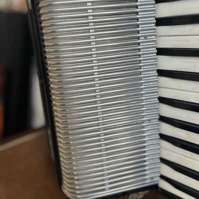 Silvertone Piano Accordion with case and strap- Must go! Plays good. Ships fast! image 7