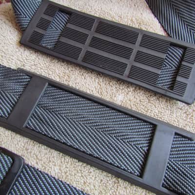 Gig Bag Shoulder Straps Set Of 2 Gig Bag Shoulder Straps Metal Clips Fair Condition Needs Some Work image 3