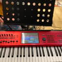 Korg KRONOS 2 SE 61-Key Digital Synthesizer Workstation ( USED )