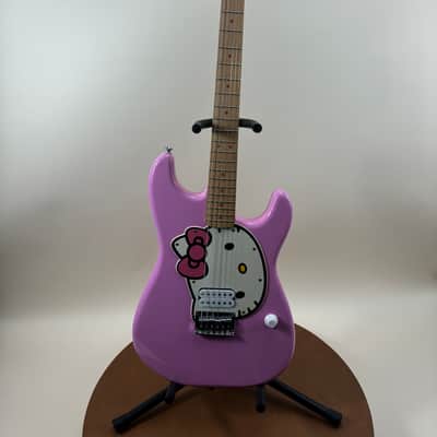 Squier Hello Kitty Stratocaster 2009 - Pink image 1
