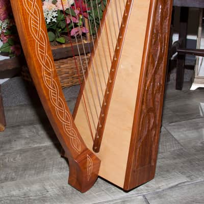 Roosebeck HTHAC-V 22-String Heather Harp Chelby Levers Vine w/Tuning Tool & Extra String Set image 6