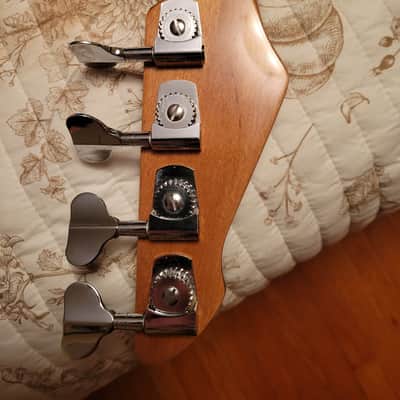 Peavey  Foundation  83/84 Sunburst image 14
