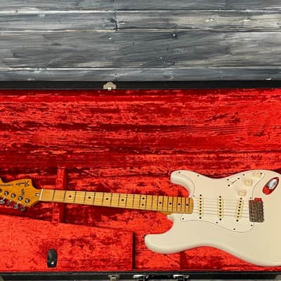 Used Fender 1979 Stratocaster with Duncan Antiquity Pickups and Fender Hard Shell Case image 12
