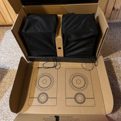 Output Frontier 6.5" 2-Way Active Studio Monitor - Pair (Open Box - New in Box) image 4