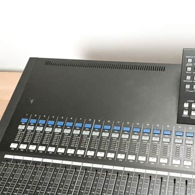 Yamaha LS9-32 32-Input Digital Mixing Console CG0110C image 4