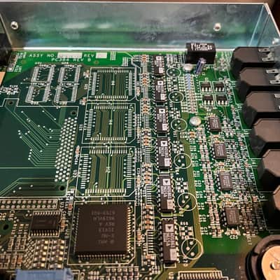 E-MU Systems Orbit 9090 V2 'The Dance Planet' Rackmount 32-Voice Synthesizer 1996 - Yellow image 11