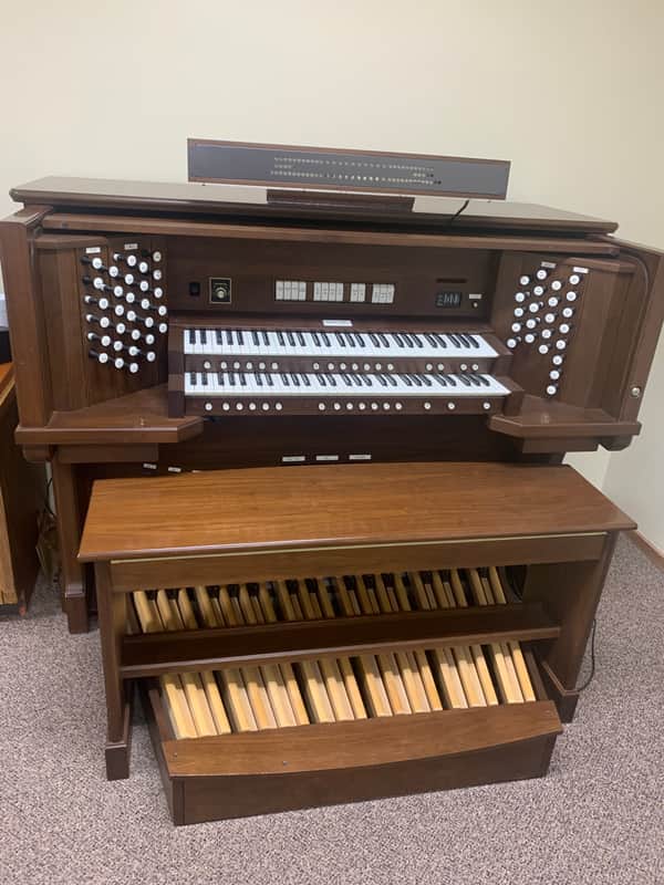 Allen MDS - 45 1992 Digital Organ w/speakers image 1