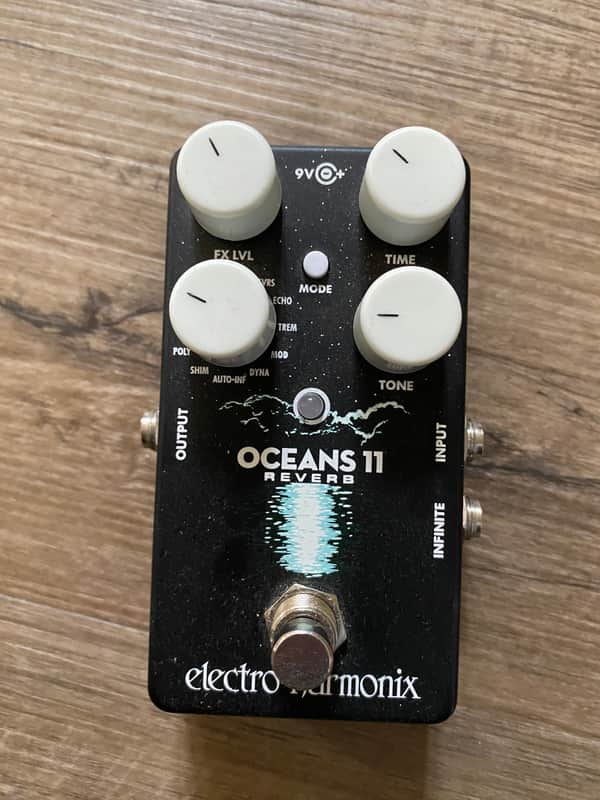 Electro-Harmonix Oceans 11 Reverb 2018 - Present - Black image 1