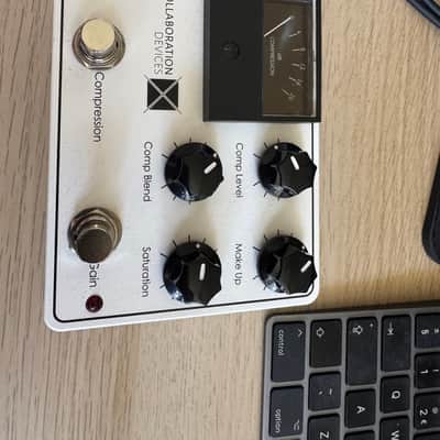 Collaboration Devices Compressor 2025 - White image 2