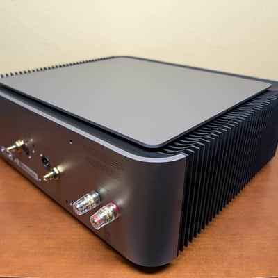 Cambridge Audio Edge M Monoblock Amplifiers (Pair) - Showroom Demo Boxed image 6