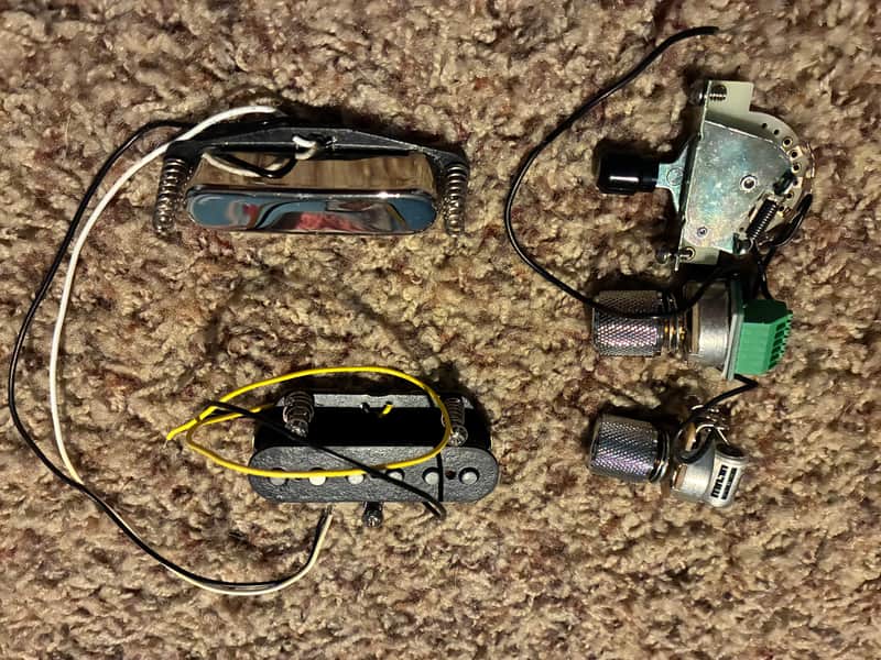 Squier Telecaster 2025 - pickups and control set . quick connect . image 1