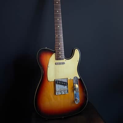 Fender American Vintage '62 Telecaster Custom 2000 ~ Sunburst image 2