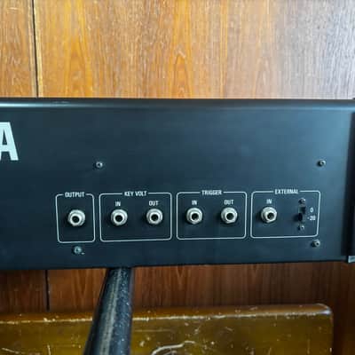 YAMAHA CS-10 CS 10 vintage analog synthesizer w/ case image 10