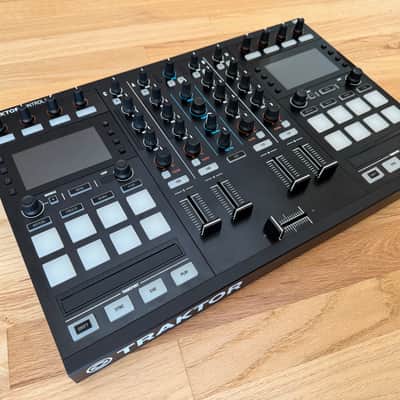 Native Instruments Traktor Kontrol S5 | Reverb